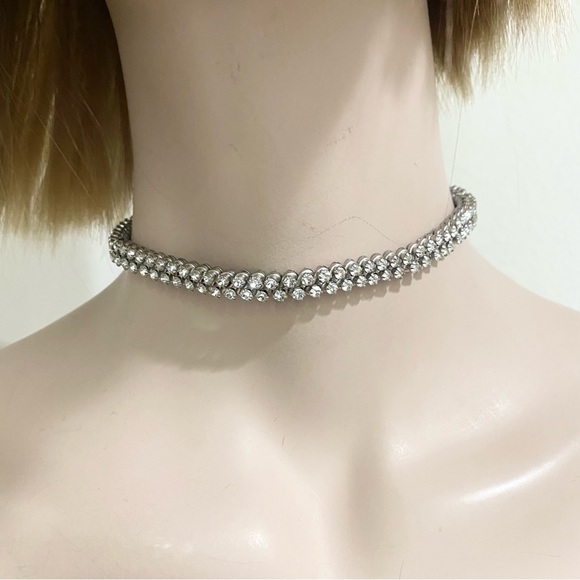 Vintage Clear Rhinestones Silver-tone Expandable Choker Necklace - Picture 2 of 16